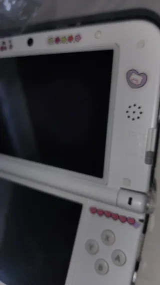 Nintendo 3DS XL Blanca con Cargador