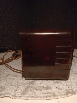 Radio antigua de válvulas