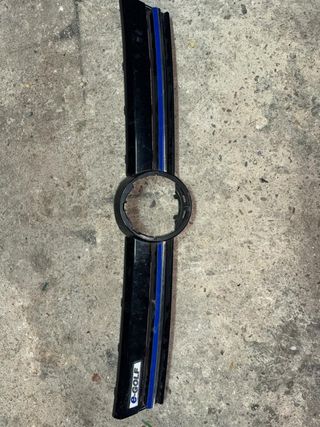 Rejilla parrilla Delantera Golf 7.5