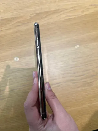 iPhone 11 Pro Max Plata - Cámara No Funciona
