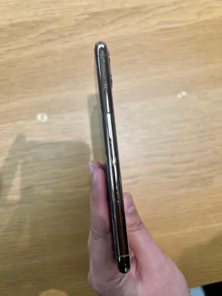 iPhone 11 Pro Max Plata - Cámara No Funciona