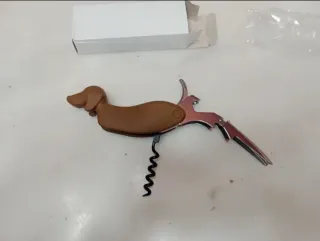 Apribottiglie cane bassotto marrone