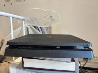 Consola PS4 Negra + 2 Mandos