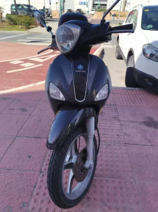 Piaggio Liberty 125cc Scooter