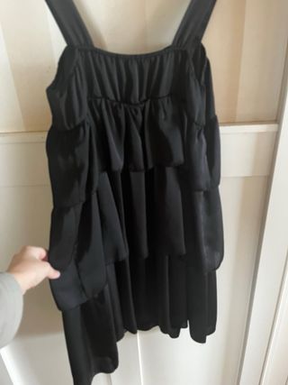 Vestido negro fiesta volantes talla M