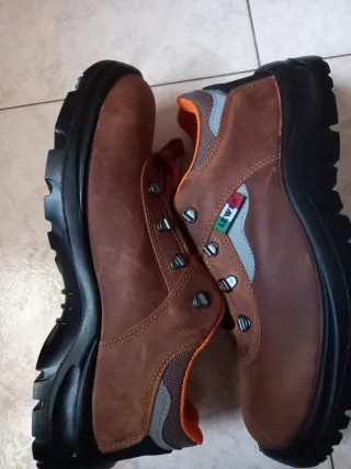 Scarponi antinfortunistica bassi uomo N47 nuovi