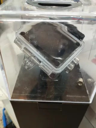 Cámara deportiva con carcasa