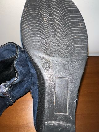 Botines azules de ante con cuña