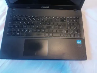 Portátil Asus 551 Negro/Gris i3