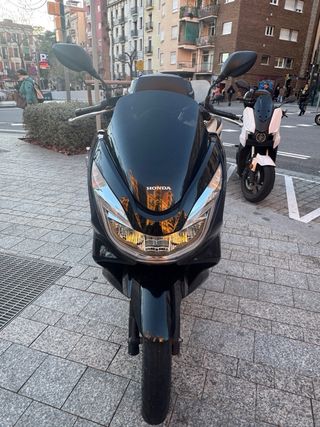 Honda PCX 125 Negra