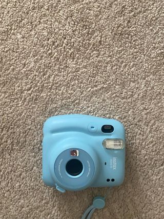 Cámara instantánea Fujifilm Instax Mini 11