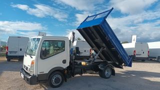 NISSAN CABSTAR  BASCULANTE CON GRUA