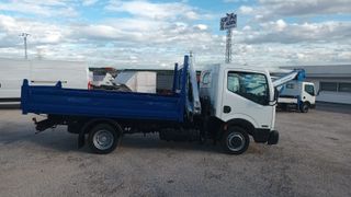 NISSAN CABSTAR  BASCULANTE CON GRUA