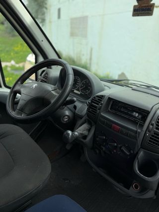 Peugeot Boxer 2.0 HDI camion 2005