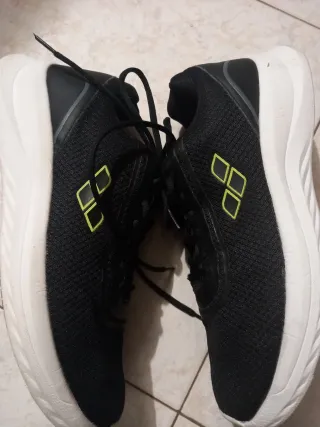 Scarpe Arena uomo N45 nere