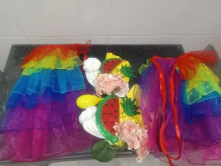 Faldas Brasileñas y Tocado Multicolor. Niña o muje