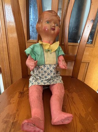 Muñeca antigua cartón piedra años 30-40