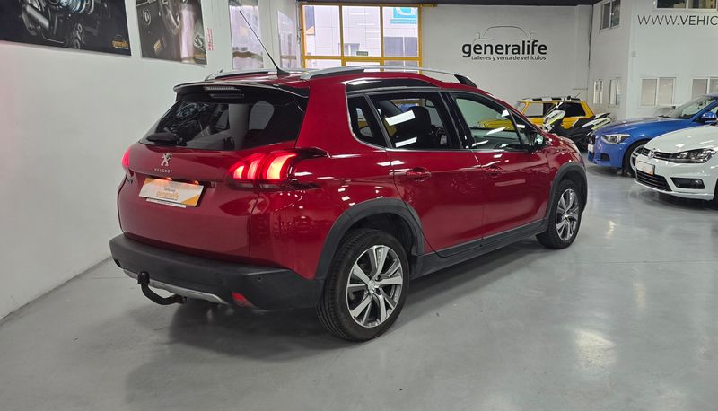 Peugeot 2008 1.2 Pure Tech S&S Allure Aut. 2018, foto 9