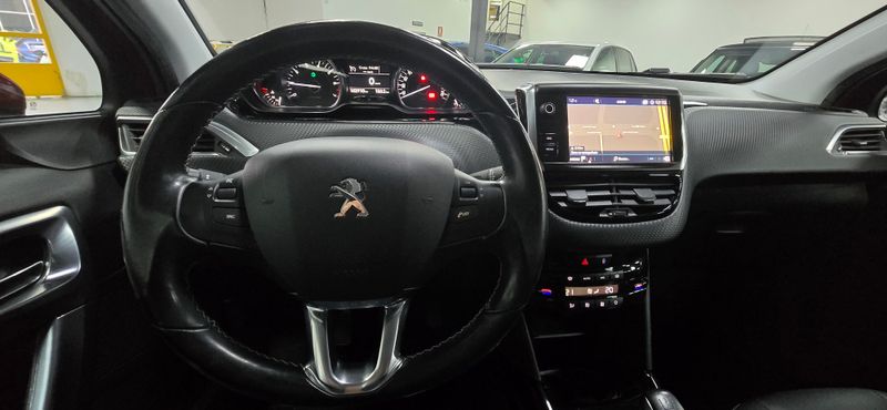 Peugeot 2008 1.2 Pure Tech S&S Allure Aut. 2018, foto 17