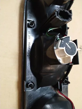 Piloto Trasero Nissan Terrano II Nuevo