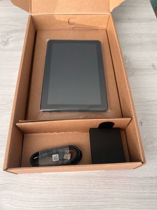 Amazon Fire HD 8 10ª Gen 32GB Negra - sin uso