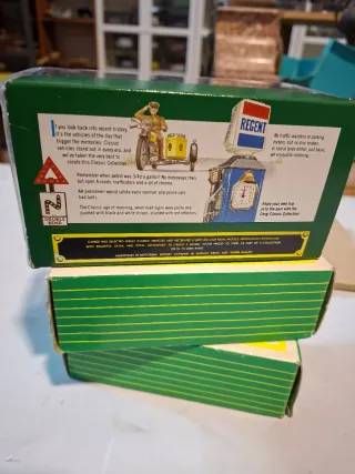 Autobús Corgi Classic Models AEC