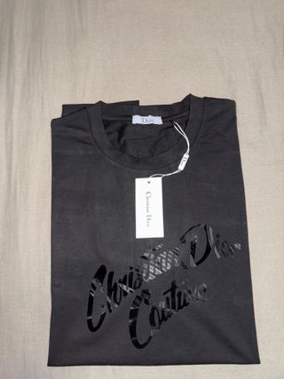Camiseta Christian Dior estampado