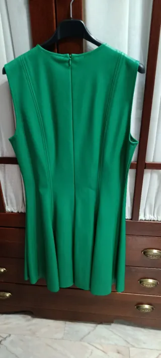 Vestido de piel verde Talla M