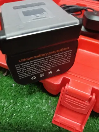 Cesoia Batteria 36V con Caricabatterie