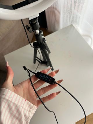 Trípode con Aro de Luz y Soporte Móvil