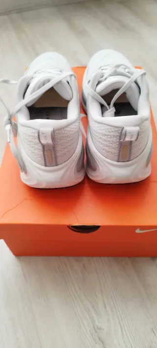 Nike Vomero Plus Mujer Talla 37.5