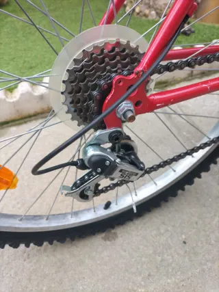 Bicicleta ROCIO Roja