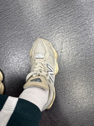 New Balance Beige/Grigio Sneakers