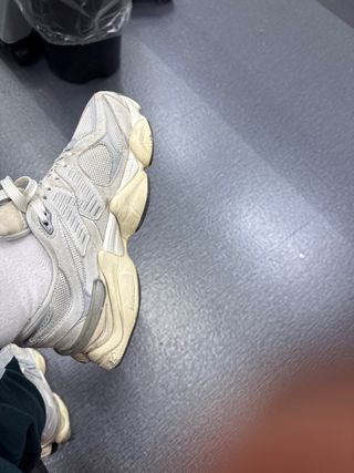 New Balance Beige/Grigio Sneakers