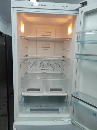Nevera marca Bosch 200/60cm con garantía transport