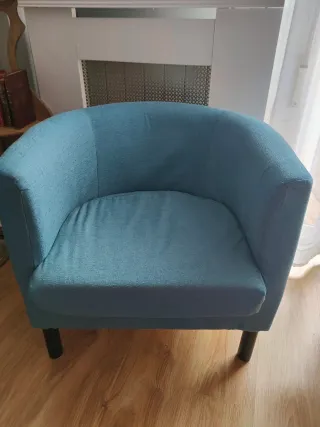 Sillón azul de tela IKEA