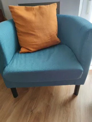 Sillón azul de tela IKEA