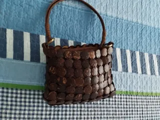 Bolso de coco artesanal