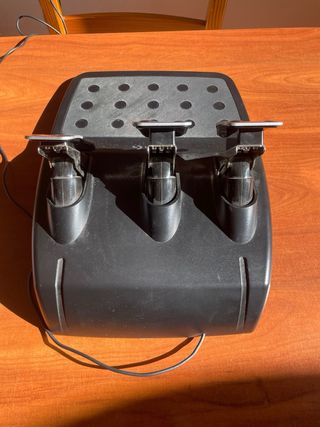 Volante Logitech G29 con Soporte