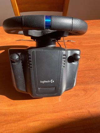 Volante Logitech G29 con Soporte