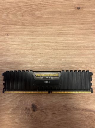 Corsair Vengeance LPX DDR4 16GB 2400 MHz