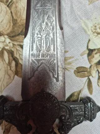 Espada decorativa Toledo y abrecartas