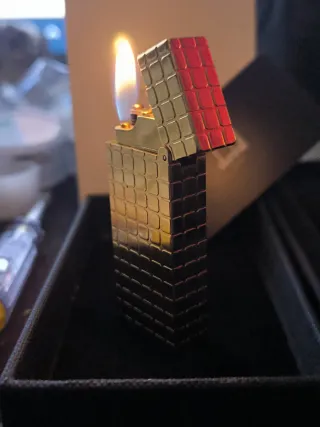 Dunhill encendedor Deluxe bañado en oro