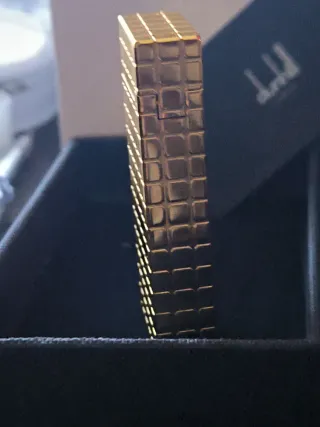Dunhill encendedor Deluxe bañado en oro