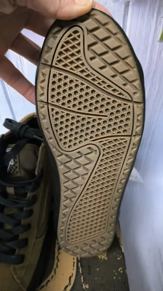 Zapatillas Vans Talla 36 Marrones y Negras