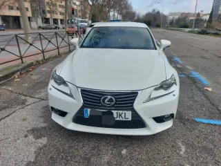 Lexus IS 2016