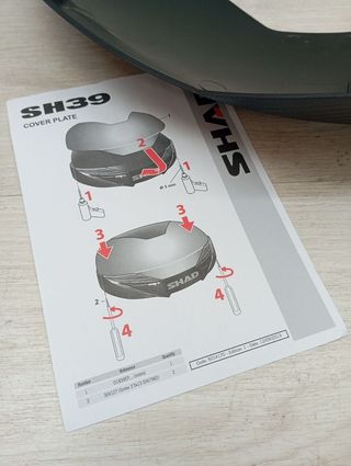 Tapa Baúl Shad SH39 Negro