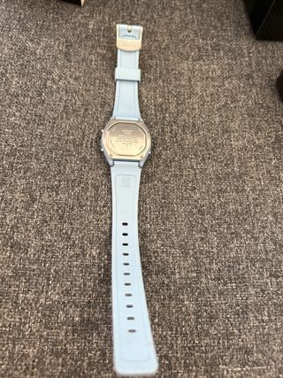 Reloj Casio con su Caja Negra