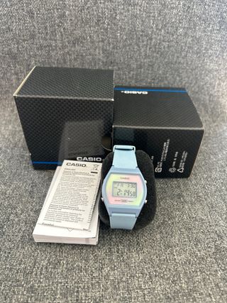Reloj Casio con su Caja Negra