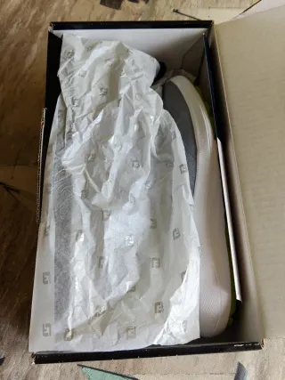 Zapatos FootJoy 56142 T.44 Nuevos